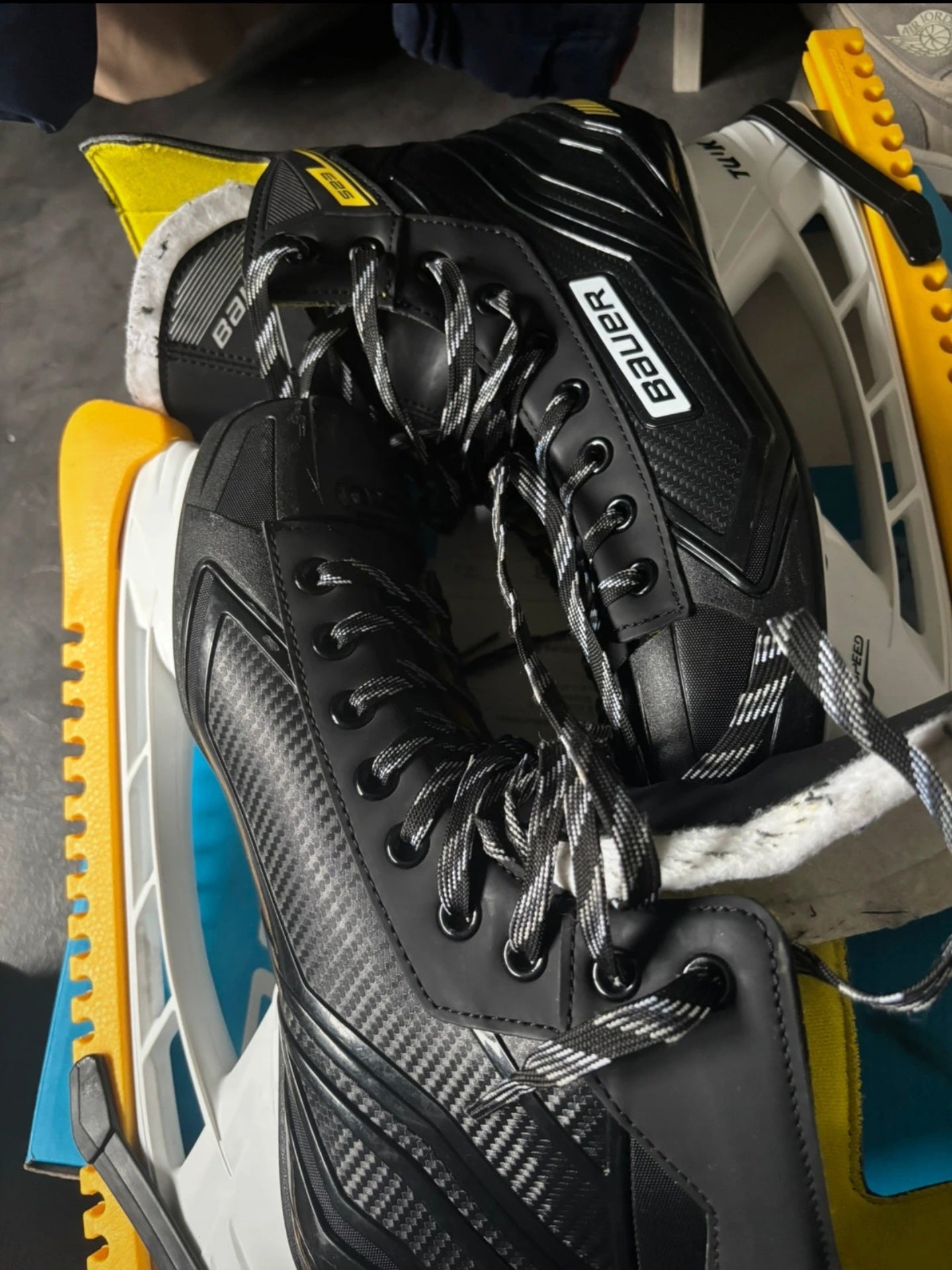 BAUER S23 (VENDU)